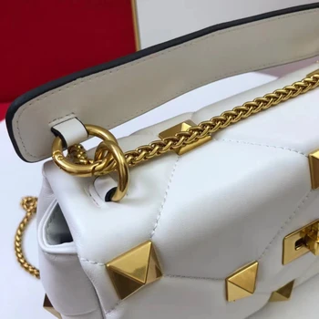 Nové Luxusní Značkové Kabelky Rhombus Příhradové Zlatý Řetěz Nýt Bag Módní Hostina Rameno Crossbody Tašky Kvalitní Ženy Bag 2