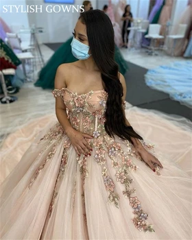 Off Rameno plesové Šaty Vroubkované Quinceañera Šaty 3D Květiny Sladké 16 Šaty Princezna Vestidos De 15 Años 2022 Elegantes 0