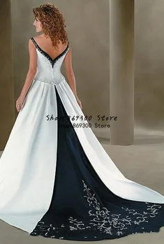 Tmavě Modré a Bílé Gothic Svatební Šaty Vintage V-neck Krajka Korálkové Výšivky Zamést Vlak Matný Skvrnu Země Svatební Šaty 2